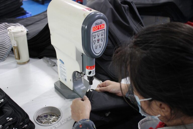 workshop button sewing